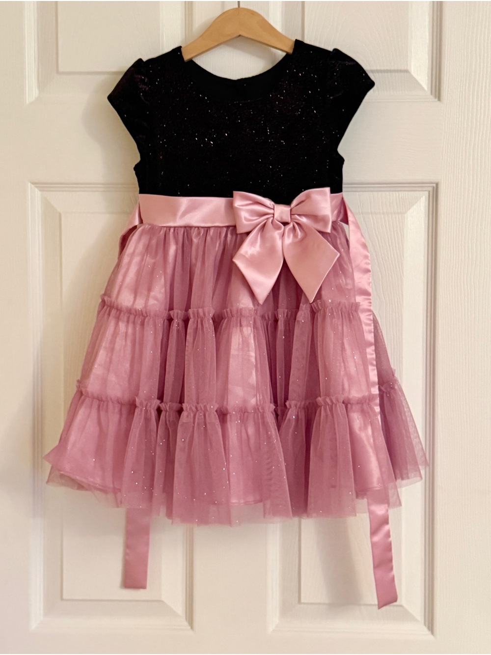 4T Jona Michelle Black and Pink Sparkle Tulle Bow Dress